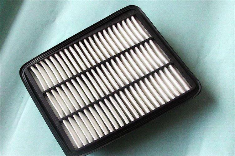 汽车星空体育在线(中国)唯一官方网站的主要作用是过滤掉经过空调通风系统的空气中的各种微粒及有毒气体