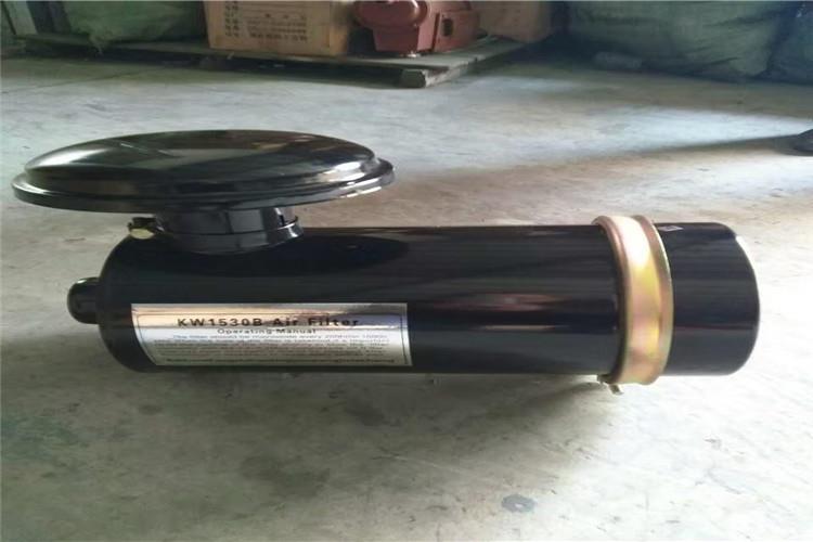 有些运用者在保养柴油机星空体育在线(中国)唯一官方网站时，丢掉滤芯的上下密封橡胶垫圈及油罩，使柴油不经过滤芯过滤