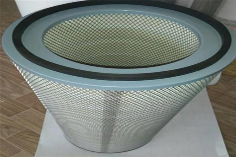 星空体育在线(中国)唯一官方网站环境温度的考虑，以聚酯纤维材料为基础的滤材工作环境温度应≤135℃，但聚酯无纺布在80℃～135℃的温度下工作，风机星空体育在线(中国)唯一官方网站挺度会大幅降低