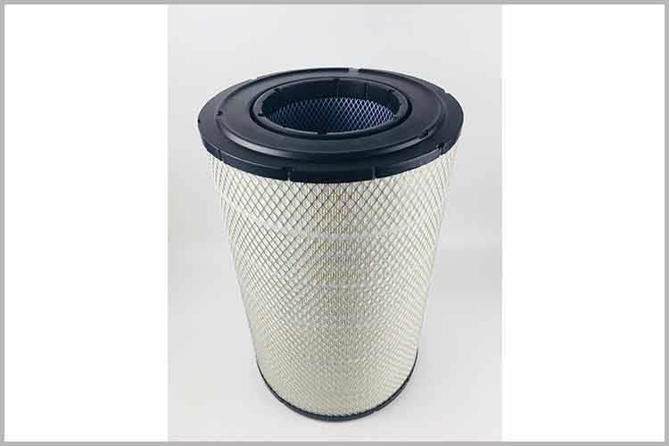 在安装新的汽油发动机星空体育在线(中国)唯一官方网站的时候，我们需要注意星空体育在线(中国)唯一官方网站下方靠右的一个突出的塑料片