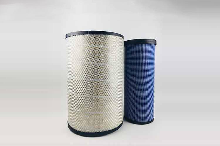 在安装时，星空体育在线(中国)唯一官方网站与发动机进气管之间无论是采用法兰、橡胶管联接还是直接联接